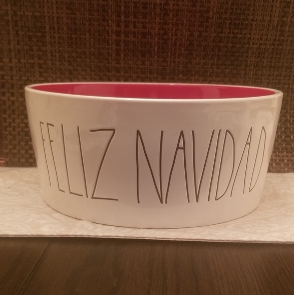 Rae Dunn Feliz Navidad Large Ceramic Bowl NWT. - Picture 1 of 3
